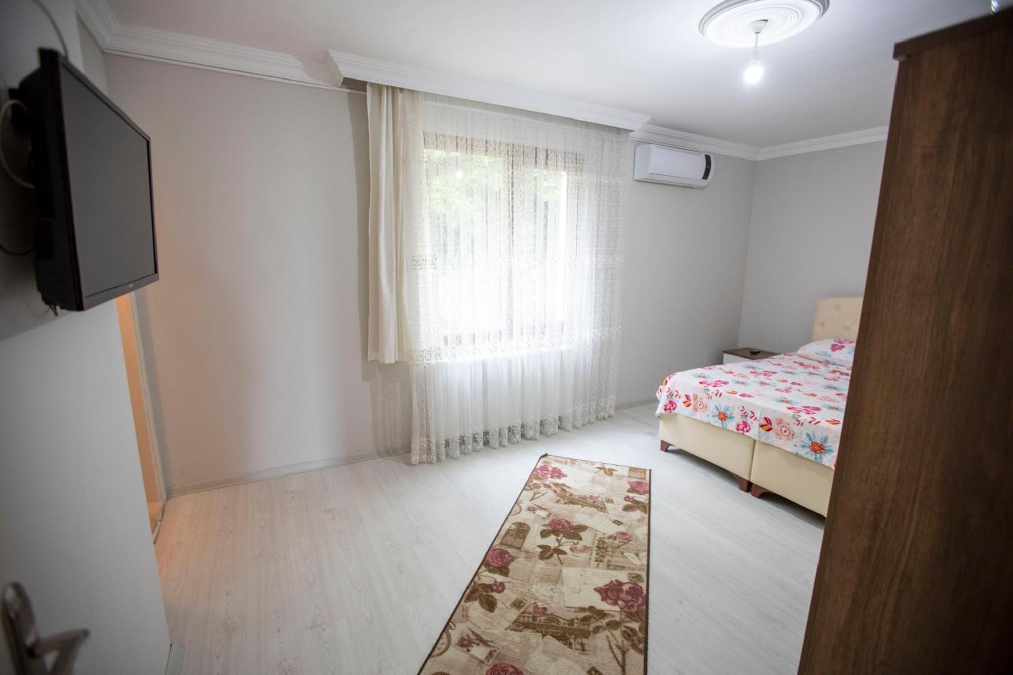 Апартаменти Korkmaz Apart